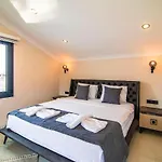Unique 2 * Fethiye