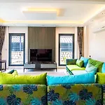 Unique 2 * Φετιγιέ